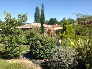 MontégutにあるGers habitationの家庭