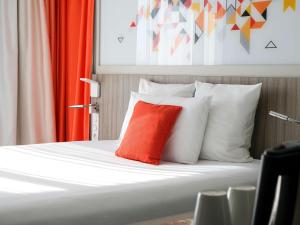 Katil atau katil-katil dalam bilik di Mercure Toulouse Sud