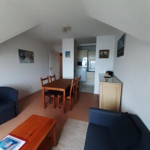 Kuchyňa alebo kuchynka v ubytovaní Les hublots - appartement vue mer