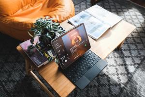 TV a/nebo společenská místnost v ubytování Terrace Suite