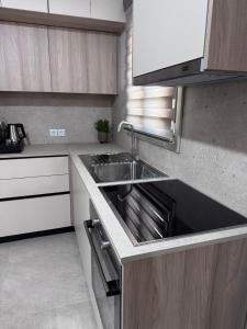 Kuchyň nebo kuchyňský kout v ubytování Urban Nest Kalymnos