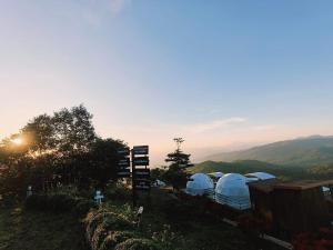 Příroda nedaleko luxury tent + 36 fotografií