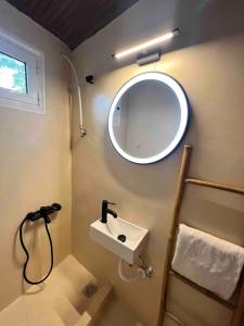 Un baño de Ancient Pydna Paradise
