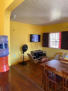 TV a/nebo společenská místnost v ubytování Jericoarcoara Family House + 15 fotografií