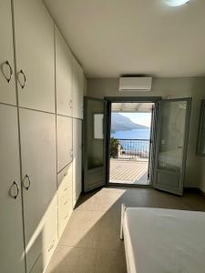 Postel nebo postele na pokoji v ubytování Three Olive Homes