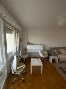 Ένα ή περισσότερα κρεβάτια σε δωμάτιο στο Lantana Camara apartment