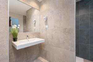 Hotel LIVVO Jandía Golf的一间浴室