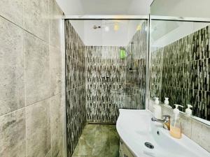 Koupelna v ubytování Joy City Stay Augustin 2