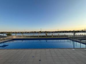 Bassein majutusasutuses Serene Studio in Yas Island 2 - near Zayed international AirPort või selle lähedal
