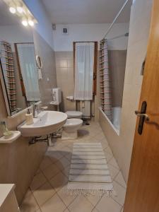 Koupelna v ubytování Il Chioso apartment + 24 fotografií