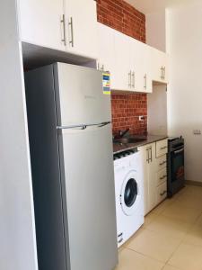 Кухня или мини-кухня в Dahab Hills Resort
