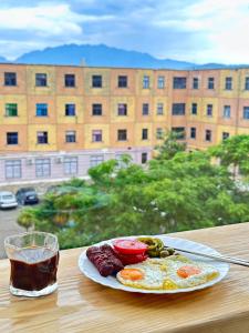 Φαγητό σε αυτό το hostel ή κάπου εκεί κοντά