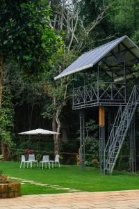 Aed väljaspool majutusasutust Misty Forest Resort Wayanad