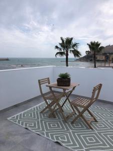 Γενική θέα στη θάλασσα ή θέα στη θάλασσα από  αυτό το διαμέρισμα