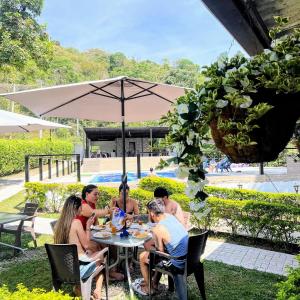 Gallery image of Hotel Zipa Villeta - Sede Campestre in Villeta +27 photos
