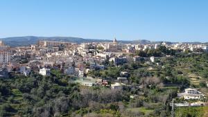 A general view of Noto or a view of the city taken from the holiday home