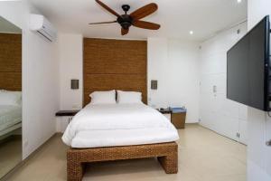 Postel nebo postele na pokoji v ubytování Jerusalén Hotel Boutique