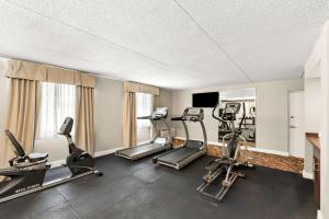 Fitness centrum a/nebo fitness zařízení v ubytování Sonesta Essential Atlantic City West