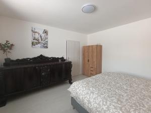 Voodi või voodid majutusasutuse apartmán Fénix toas