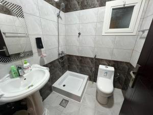 Ένα μπάνιο στο نزل الرحاب -للعائلات فقط- +23 φωτογραφίες