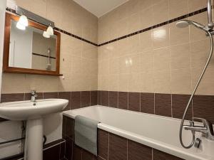 Koupelna v ubytování L 'atelier, Fonderie district + 52 fotografií