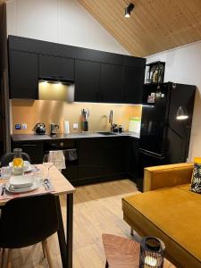 Köök või kööginurk majutusasutuses Venice House — Domek przy plaży, sauna, jacuzzi