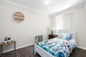 Secluded oasis & inground pool客房内的一张或多张床位