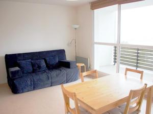 Posezení v ubytování Appartement 6 pers, Wi-Fi, proche pistes ski, garage privé, vue lac et montagnes - FR-1-814-24