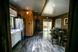 Η κουζίνα ή μικρή κουζίνα στο Casa grande 099-66-35-44 piriapolis +3 φωτογραφίες