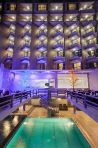 Gallery image of Long Beach Hotel in Cox's Bazar