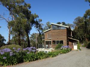 Κήπος έξω από το Queen Room with Balcony at Kookaburra Retreat