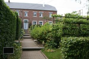 Afbeelding uit fotogalerij van B&B La Chambre d'à Côté in Aische-en-Refail