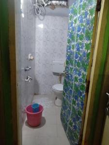 Koupelna v ubytování Affordable Cozy & comfortable stay in Vijayawada