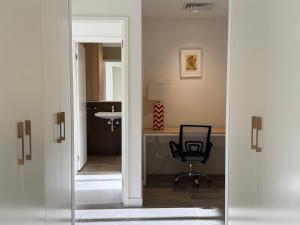 Gallery image of Darling Harbour Syd CBD 2B2B1C Apt Free Parking in Sydney