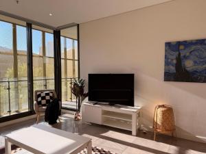 Gallery image of Darling Harbour Syd CBD 2B2B1C Apt Free Parking in Sydney