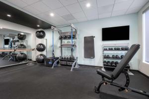 Fitness centrum a/nebo fitness zařízení v ubytování Tru by Hilton Norco Eastvale