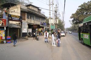 入住Hotel Pohor Regency Near Kamakhya Gate Foot Bridge的客人