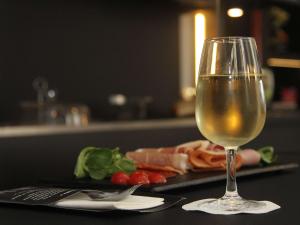 Bebidas em Mercure Nantes Centre Grand Hotel