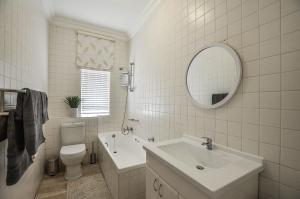 Et badeværelse på Villa Fontana 67 + 24 billeder