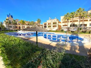 Bazén v ubytovaní CASA PARAISO DEL SUR - Gran casa independiente de Lujo con amplias terrazas alebo v jeho blízkosti