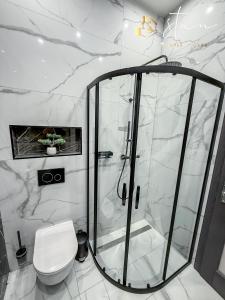 Bilik mandi di Residence S7 - Luxury living Apartment +32 gambar