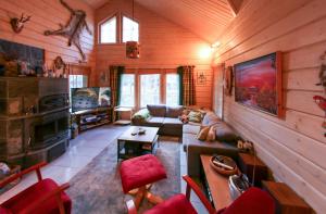 Χώρος καθιστικού στο Marjukka - Stunning chalet close to the slopes