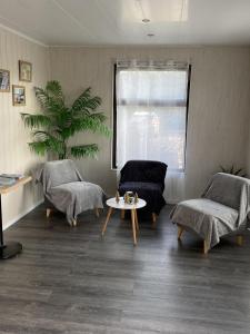 Posezení v ubytování Kyriad ECO - Belfort Bessoncourt