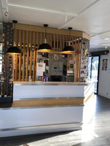 Lounge nebo bar v ubytování Kyriad ECO - Belfort Bessoncourt