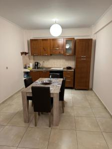 Kuchyňa alebo kuchynka v ubytovaní Green House Messini
