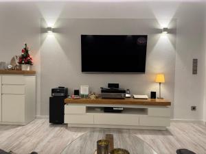 TV/Unterhaltungsangebot in der Unterkunft 4-Sterne Premiumferienwohnung  Köhnke 3 - [#122258]