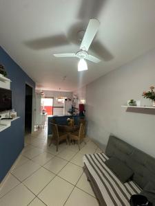 Dapur atau dapur kecil di Casa para temporada em condomínio Orla 500, com piscina em unamar - Cabo Frio +26 gambar