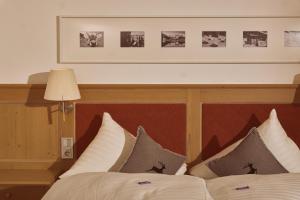 Posteľ alebo postele v izbe v ubytovaní Hotel Sonnalp
