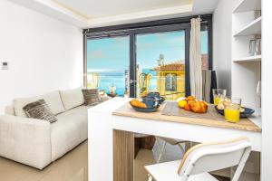 Posezení v ubytování Joli appartement rénové - Lumineux - Vue mer - CQ