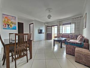 Istumisnurk majutusasutuses Appartement Al Amal